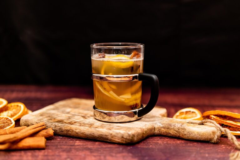 40代が選ぶべきは？酵素ドリンクと野菜ジュース、どっちが効果的？